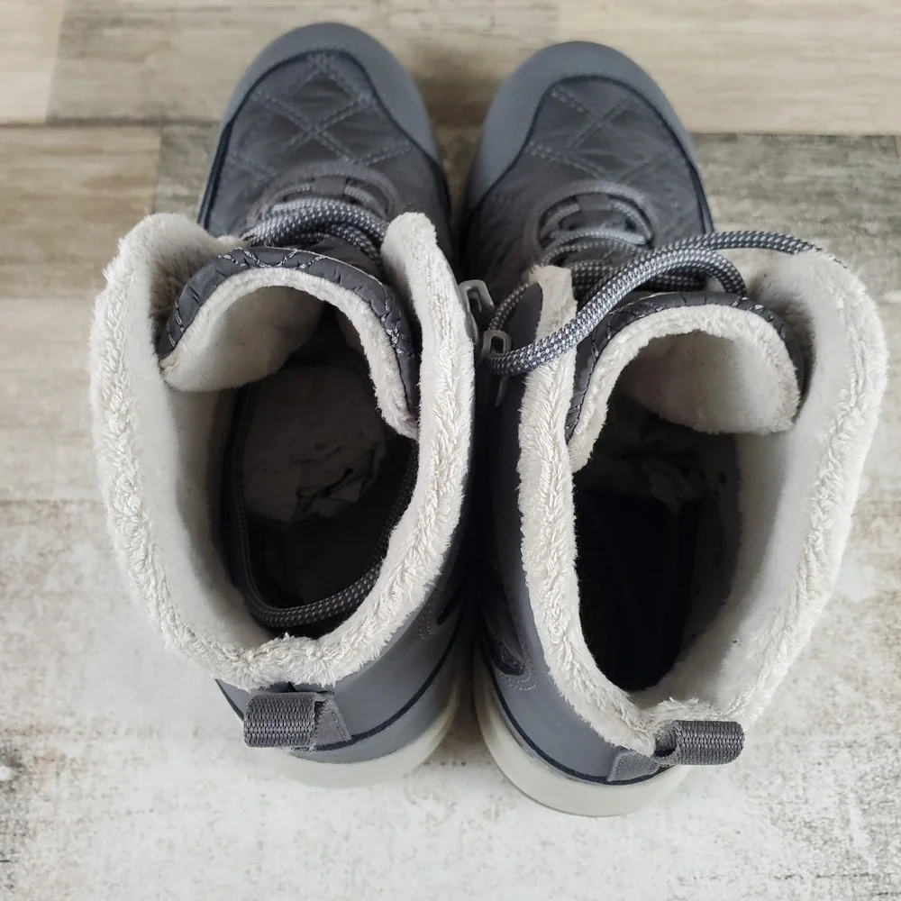 Keen Terradora II Wintry Boot Women Sz 9.5 Steel Gray Waterproof Lace Up Quilted